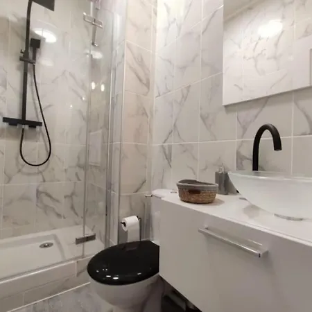 De Charme Proche Centre-ville - Tv - Wifi ディジョン